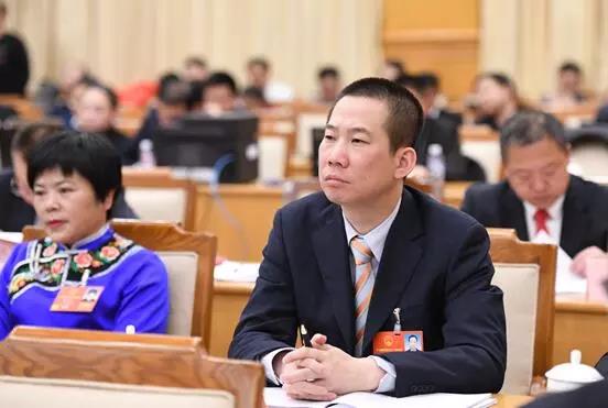 油卡、發票、年審、罰款!貨運司機心上事,羅鵬代表都上心